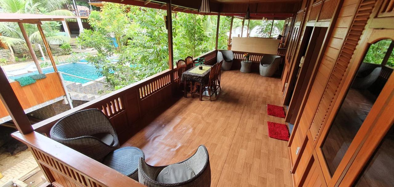Bunaken Villa Queen'S Dive Manado Exterior foto