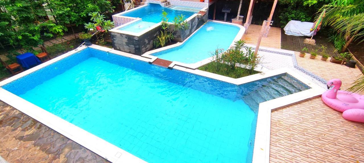Bunaken Villa Queen'S Dive Manado Exterior foto